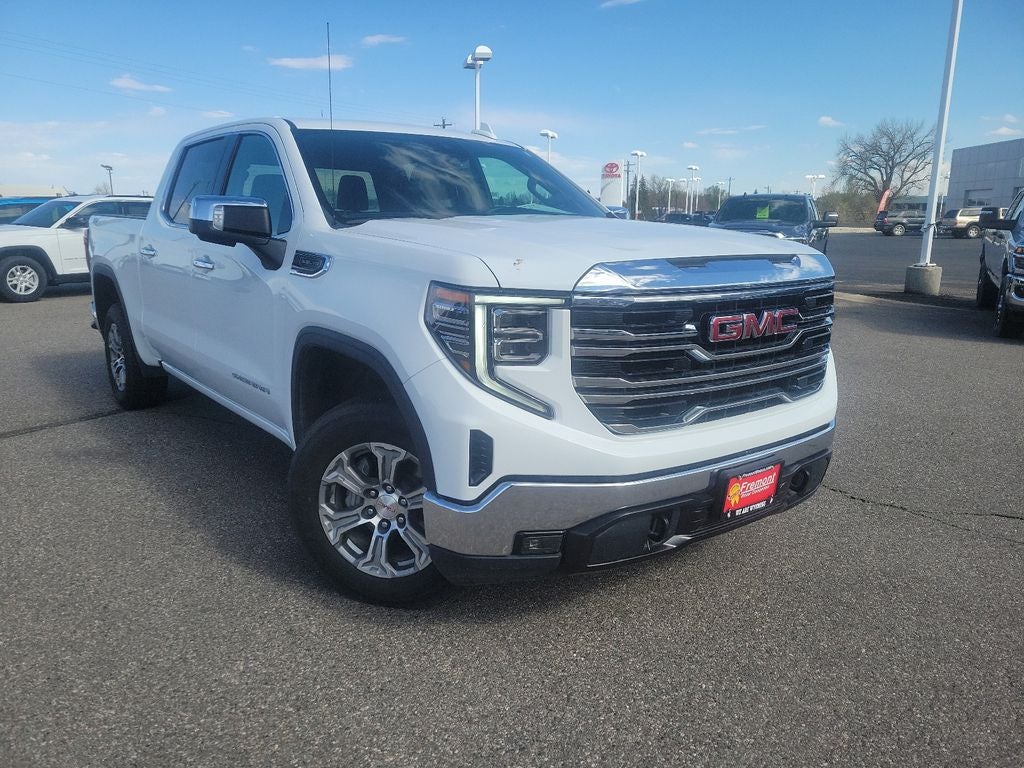 2025 GMC Sierra 1500 SLT
