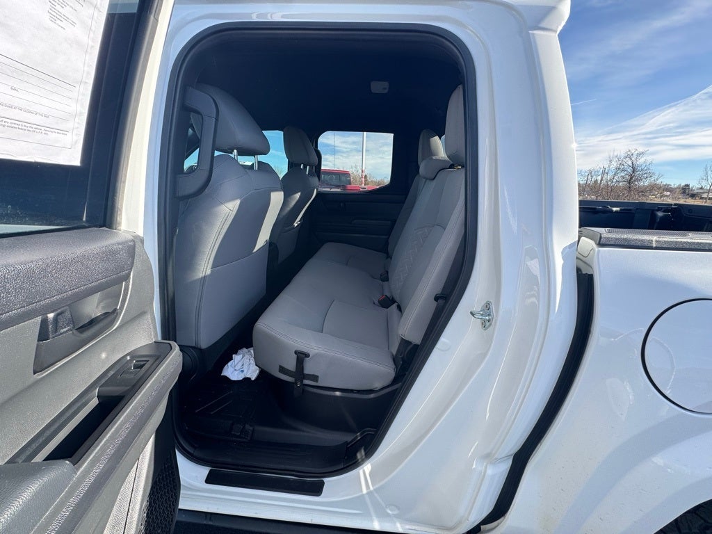 2024 Toyota Tacoma SR5