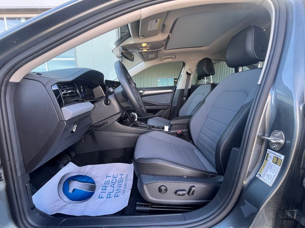 2025 Volkswagen Jetta 1.5T SE