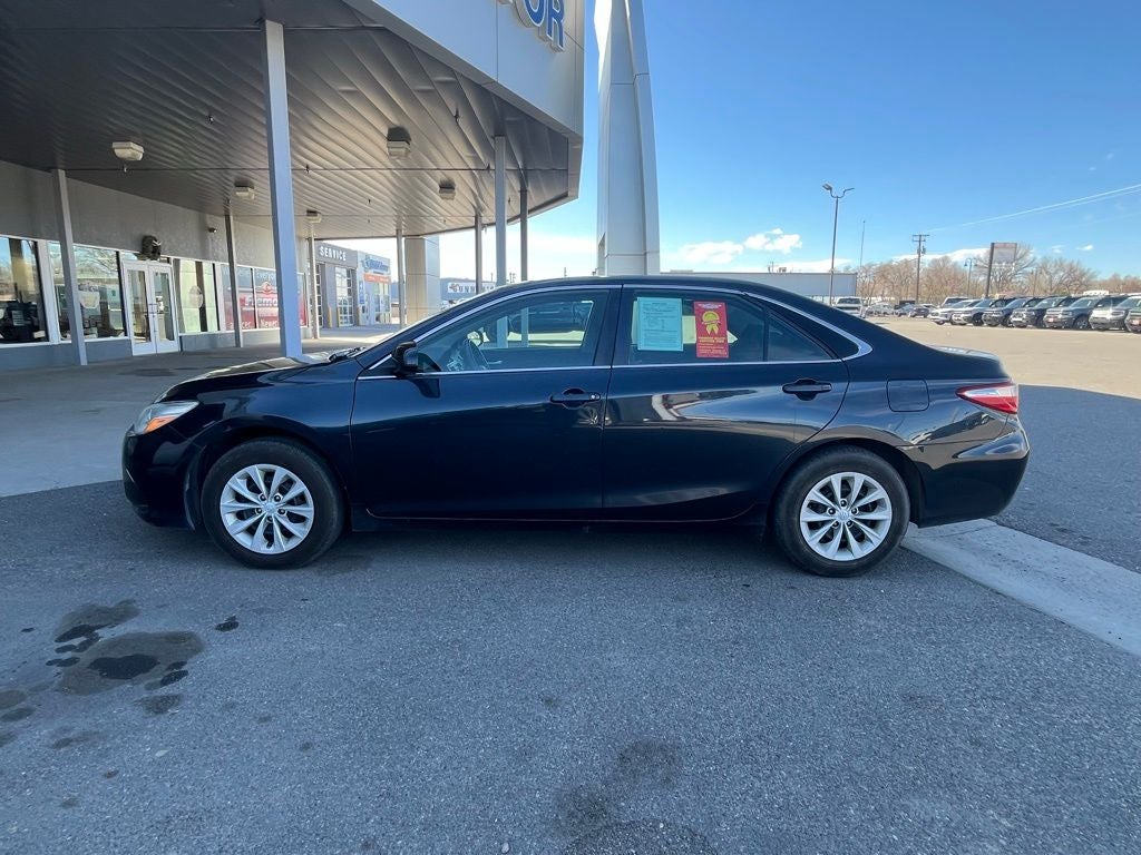 2017 Toyota Camry LE