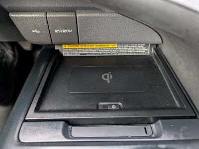 2020 Toyota Camry Hybrid XLE