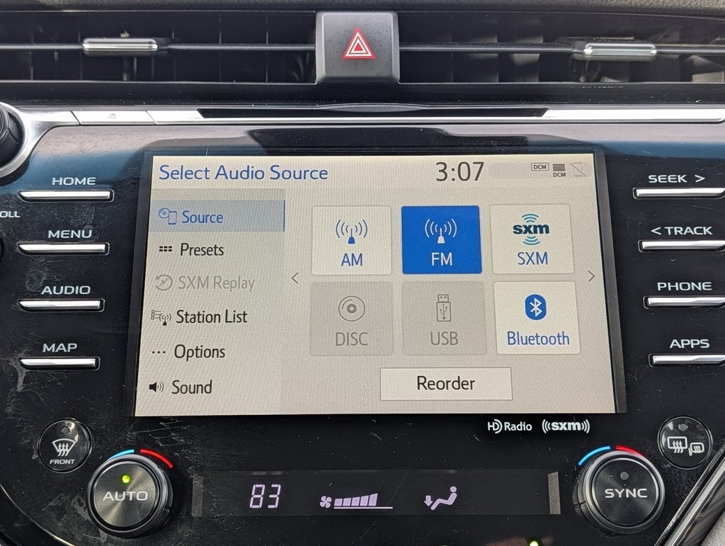 2020 Toyota Camry Hybrid XLE