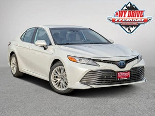2020 Toyota Camry Hybrid XLE
