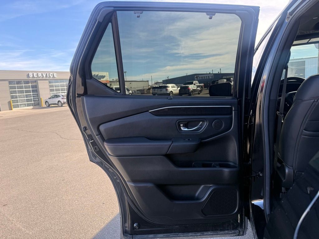 2025 Honda Pilot Black Edition