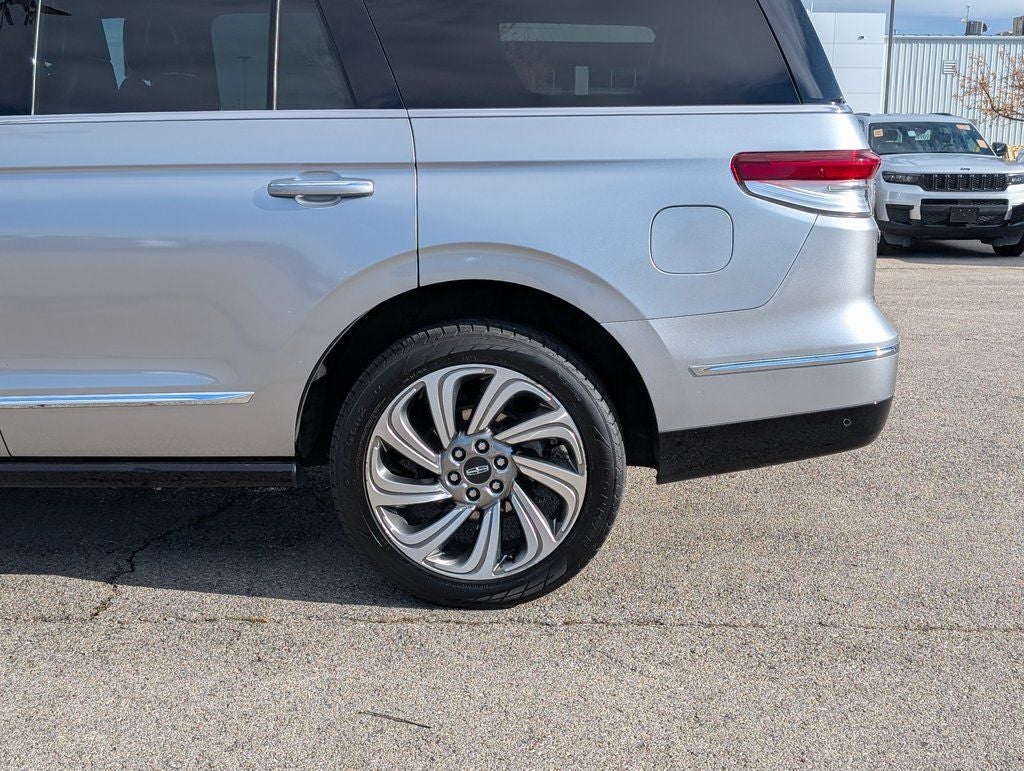 2023 Lincoln Navigator Reserve