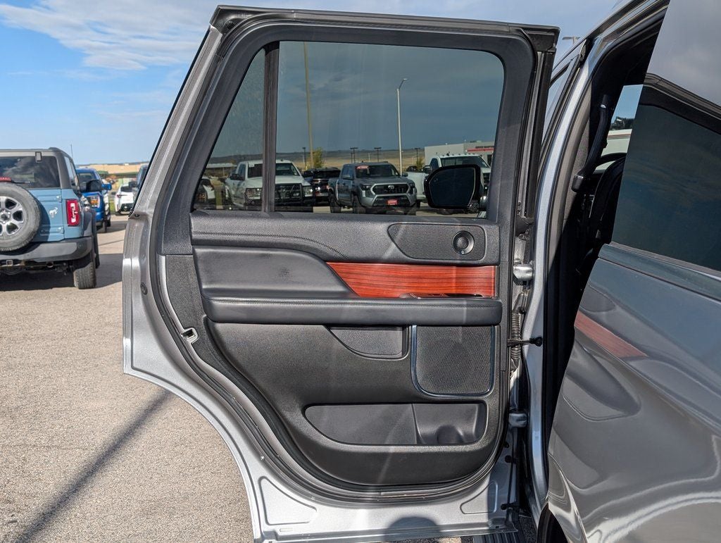 2023 Lincoln Navigator Reserve