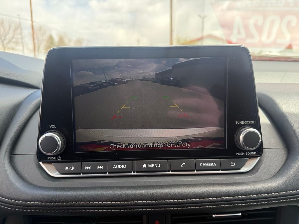 2024 Nissan Rogue SV