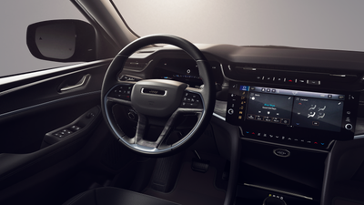 2026 Jeep Grand Cherokee Laredo