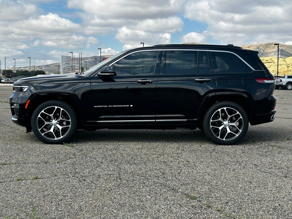 2025 Jeep Grand Cherokee Summit