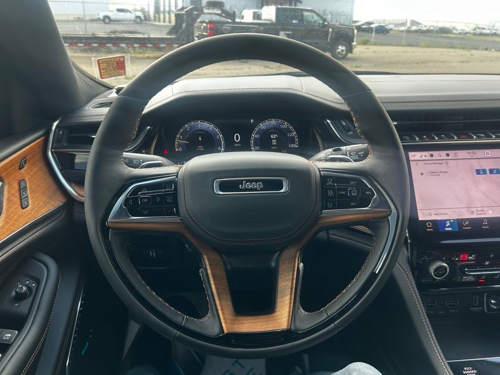 2025 Jeep Grand Cherokee Summit