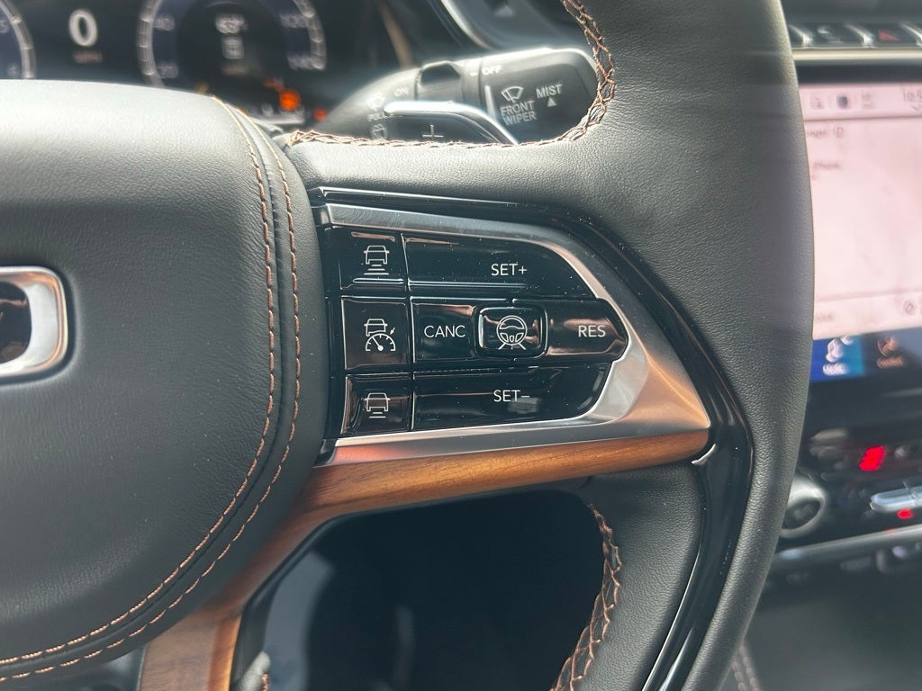 2025 Jeep Grand Cherokee Summit