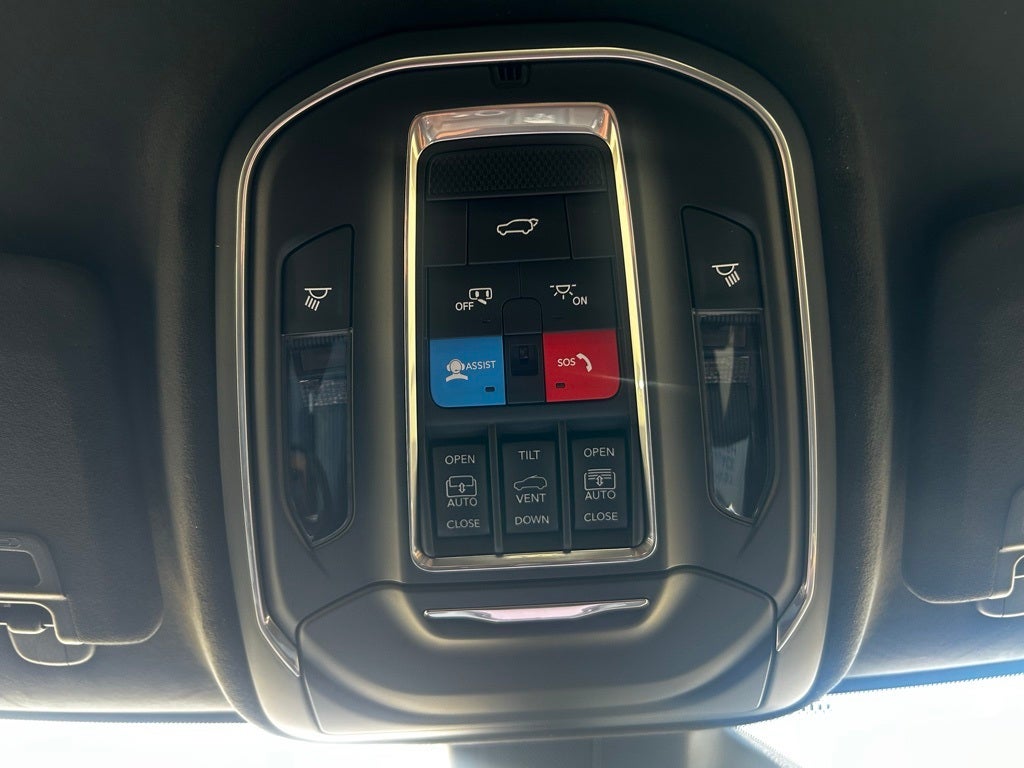 2025 Jeep Grand Cherokee Summit