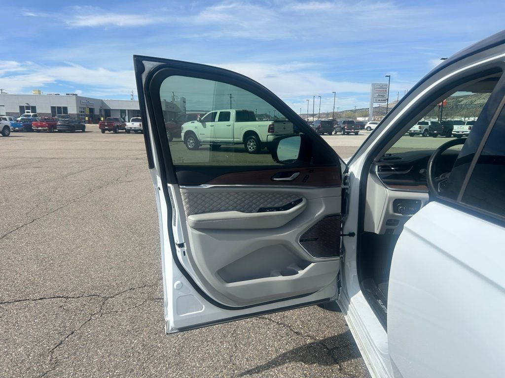 2022 Jeep Grand Cherokee Summit 4xe