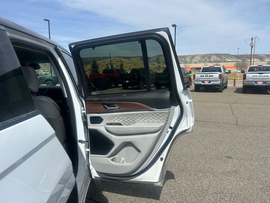 2022 Jeep Grand Cherokee Summit 4xe