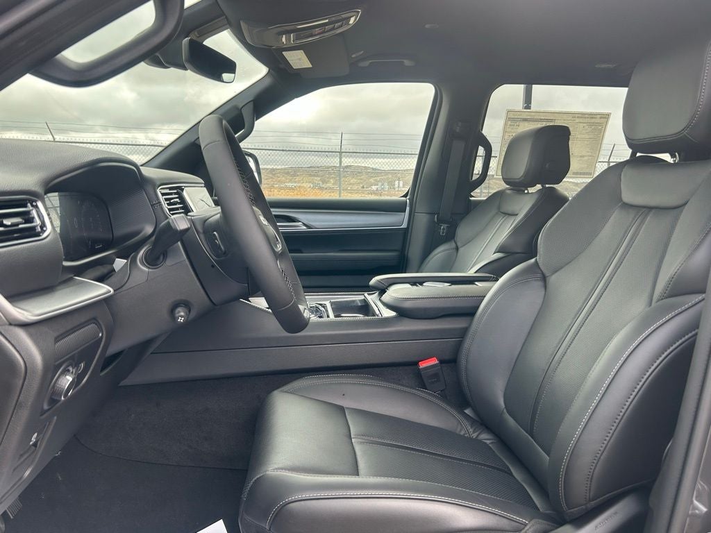 2026 Jeep Grand Wagoneer 4x4