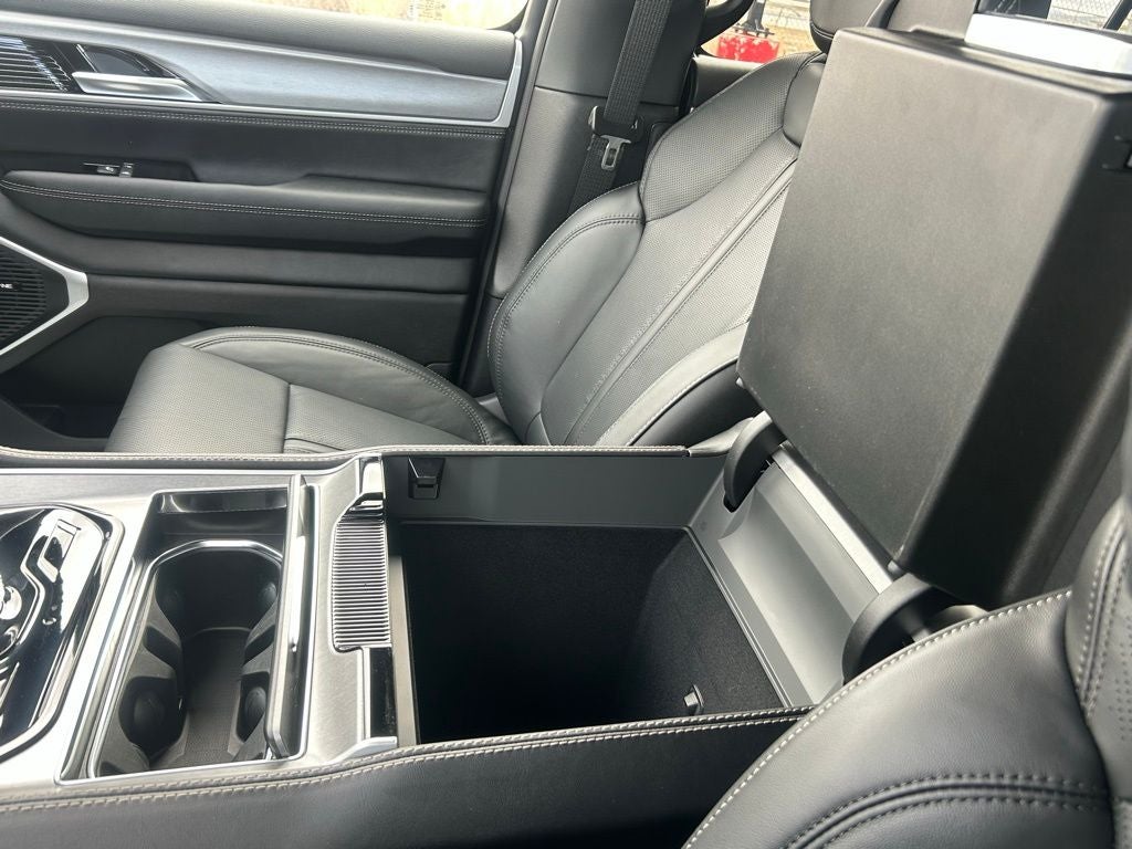 2026 Jeep Grand Wagoneer 4x4