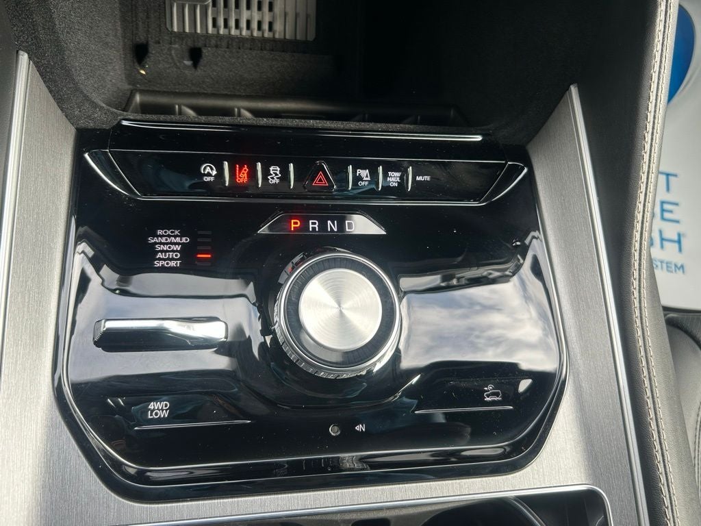 2026 Jeep Grand Wagoneer 4x4