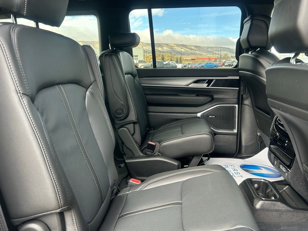 2026 Jeep Grand Wagoneer 4x4