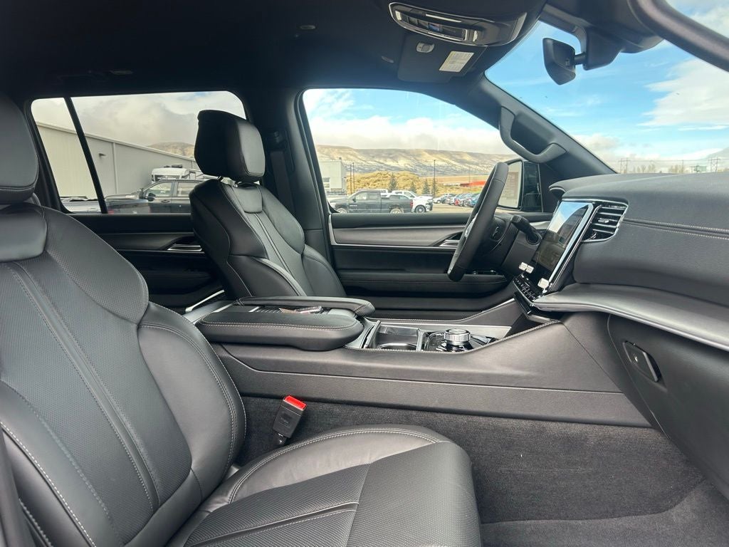 2026 Jeep Grand Wagoneer 4x4