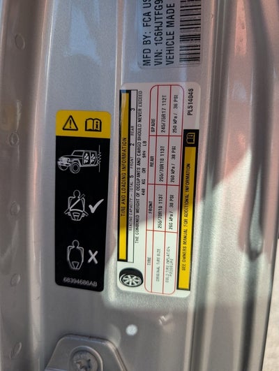 2023 Jeep Gladiator Overland