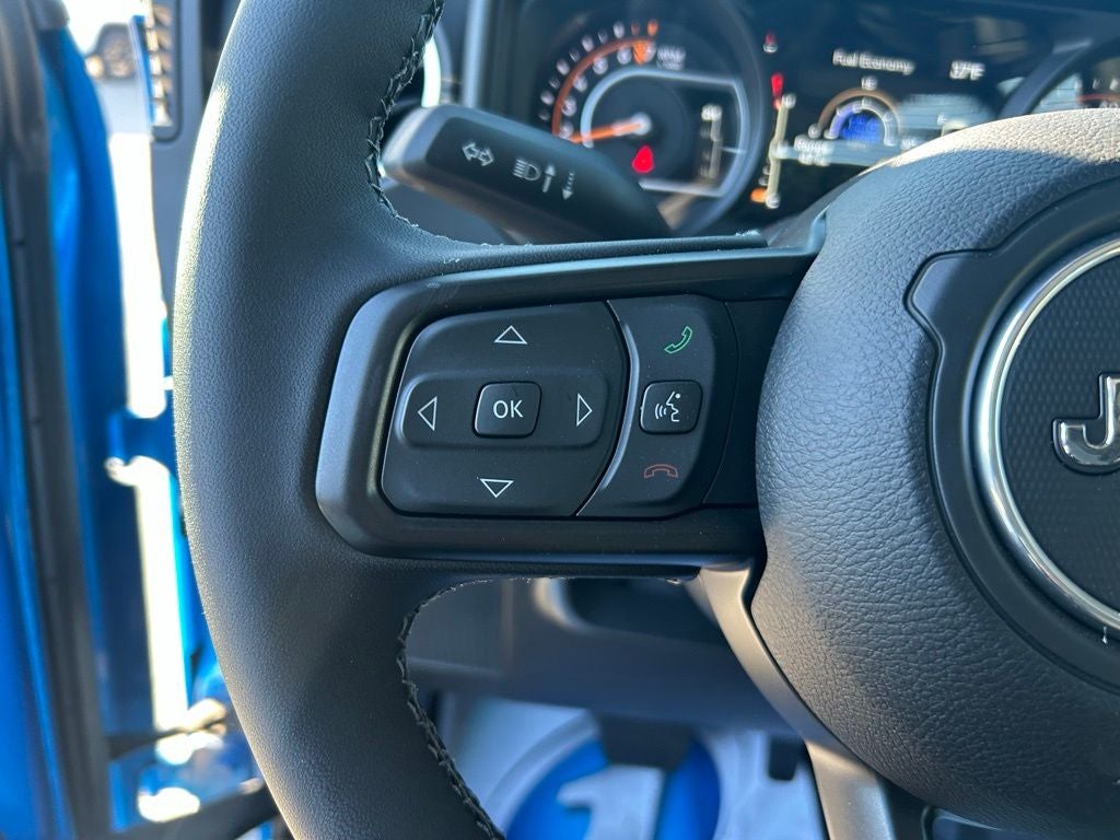 2025 Jeep Gladiator High Tide