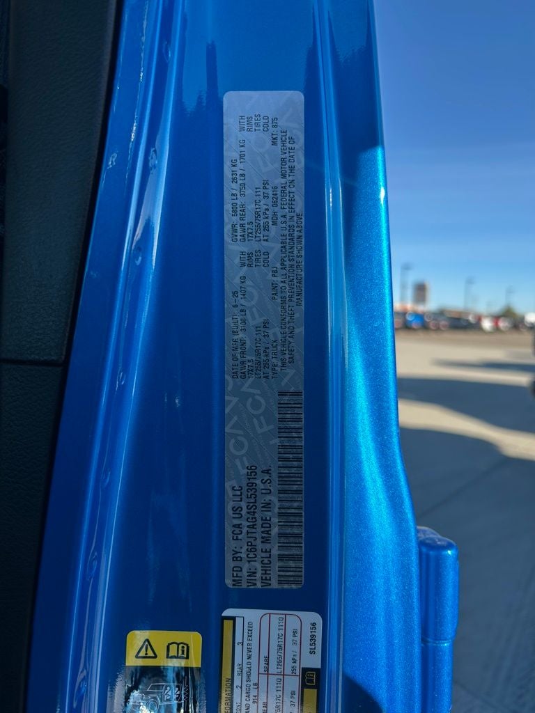 2025 Jeep Gladiator High Tide