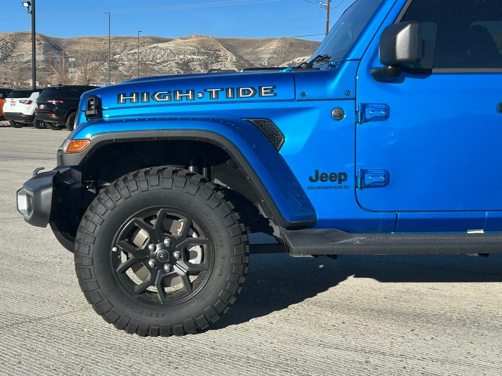 2025 Jeep Gladiator High Tide