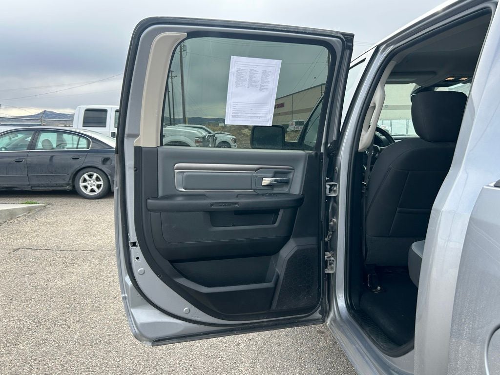 2023 RAM 1500 SLT