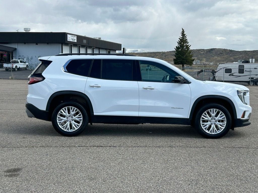 2024 GMC Acadia Elevation
