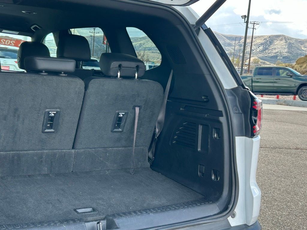 2024 GMC Acadia Elevation