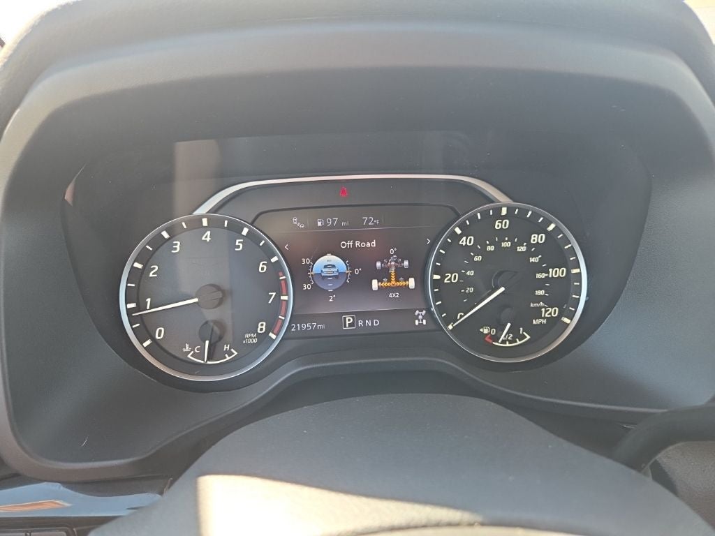 2022 Nissan Titan SV 4x4