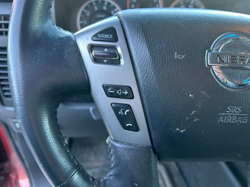 2014 Nissan Titan SV