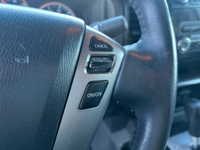 2014 Nissan Titan SV