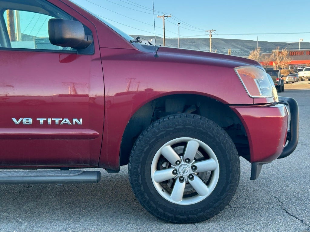 2014 Nissan Titan SV