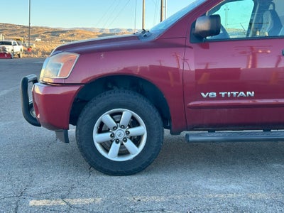 2014 Nissan Titan SV