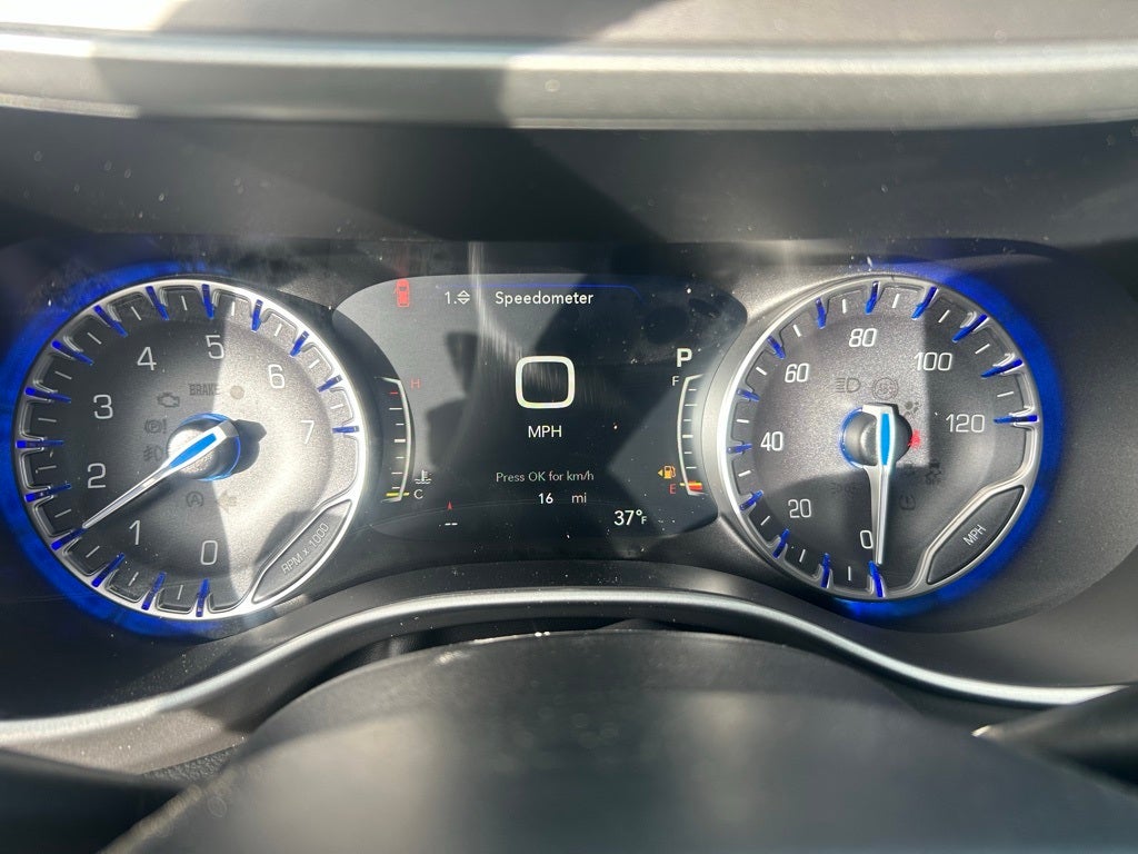 2026 Chrysler Pacifica Select