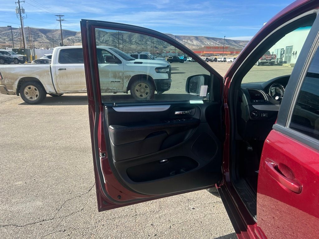 2017 Dodge Grand Caravan GT