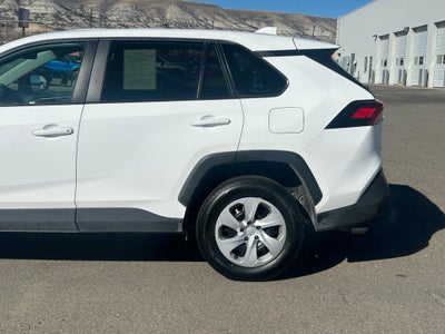 2024 Toyota RAV4 LE AWD