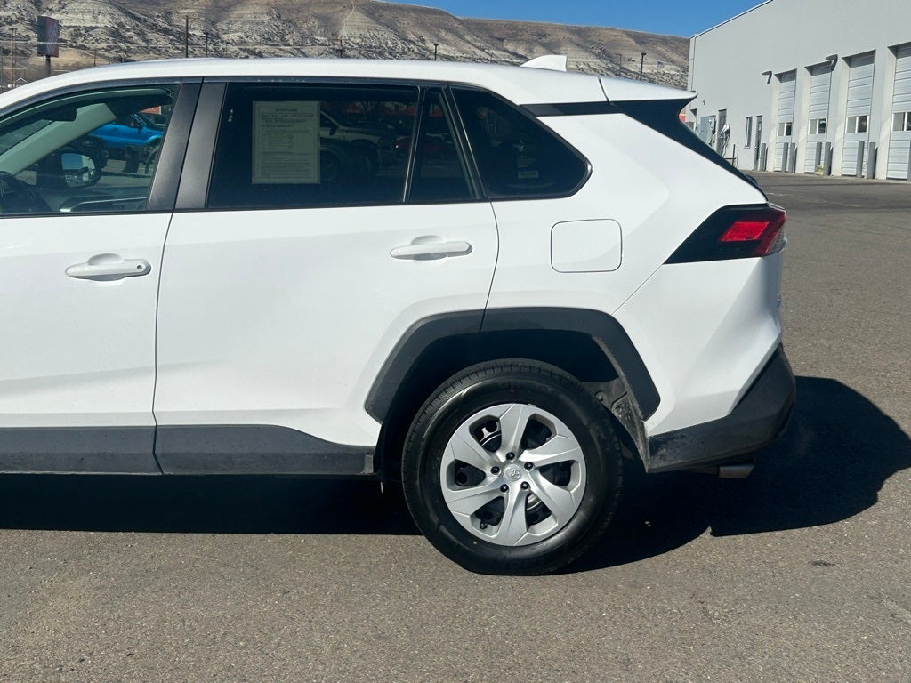 2024 Toyota RAV4 LE AWD