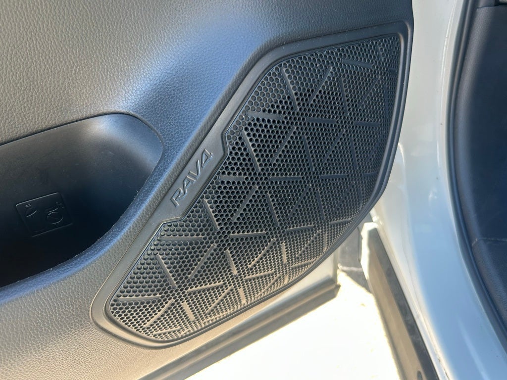 2024 Toyota RAV4 LE AWD