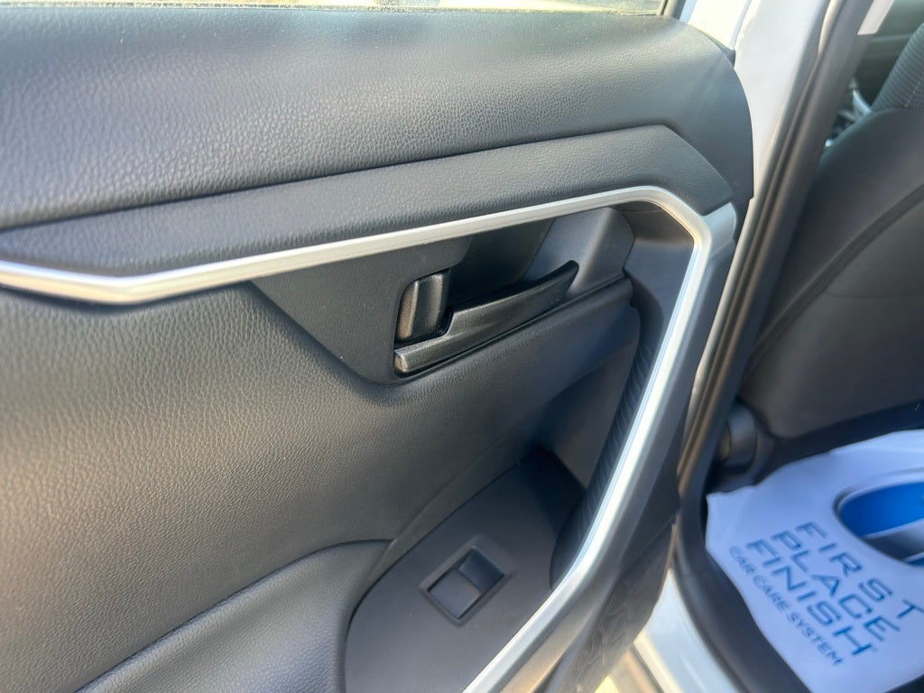 2024 Toyota RAV4 LE AWD