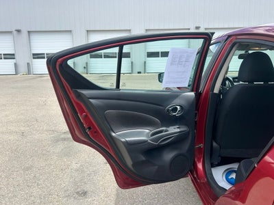 2017 Nissan Versa 1.6 SV