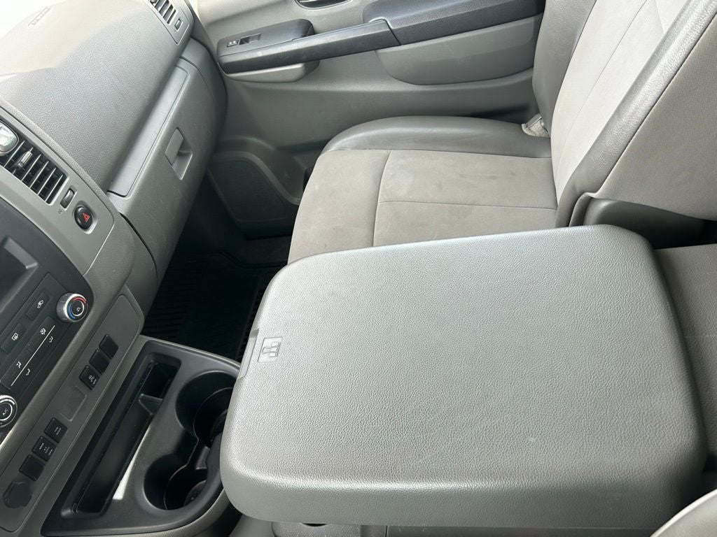 2014 Nissan NV Passenger SV