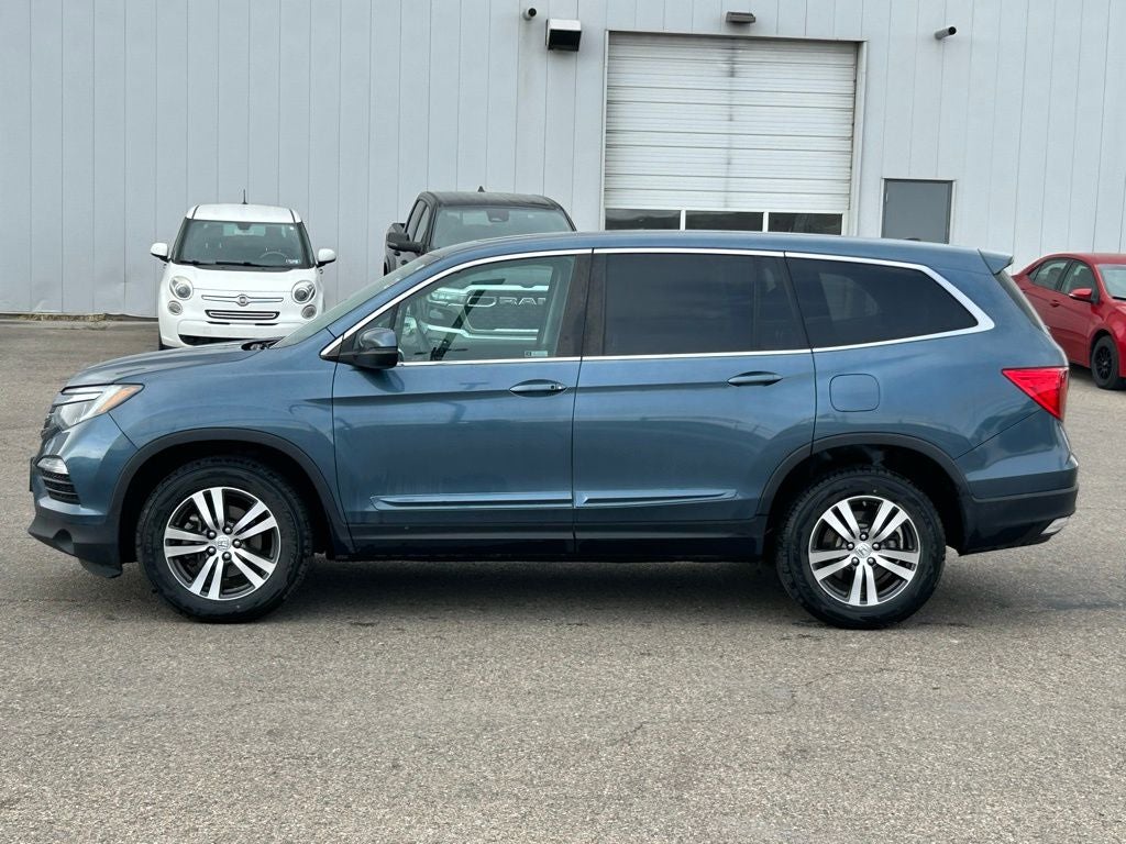 2017 Honda Pilot EX-L w/Rear Entertainment System