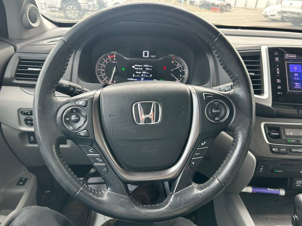 2017 Honda Pilot EX-L w/Rear Entertainment System