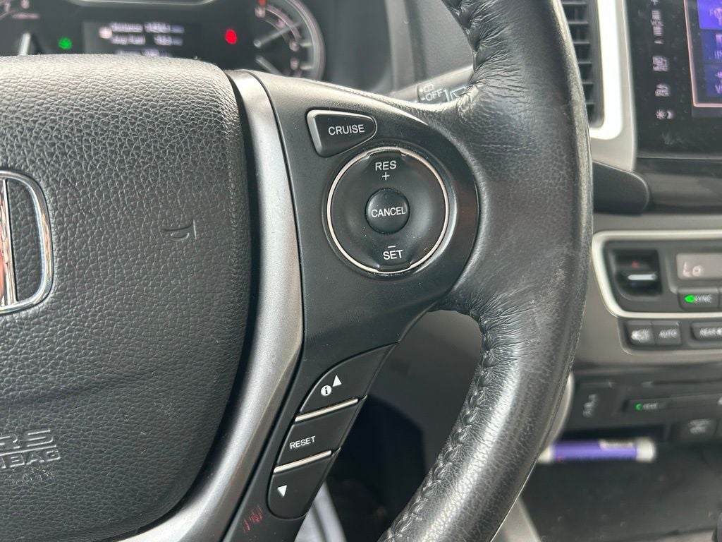 2017 Honda Pilot EX-L w/Rear Entertainment System