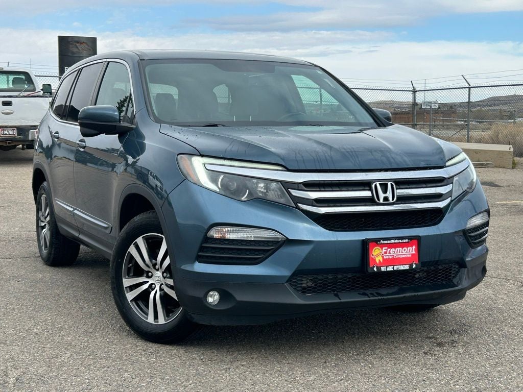2017 Honda Pilot EX-L w/Rear Entertainment System