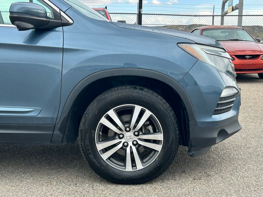 2017 Honda Pilot EX-L w/Rear Entertainment System