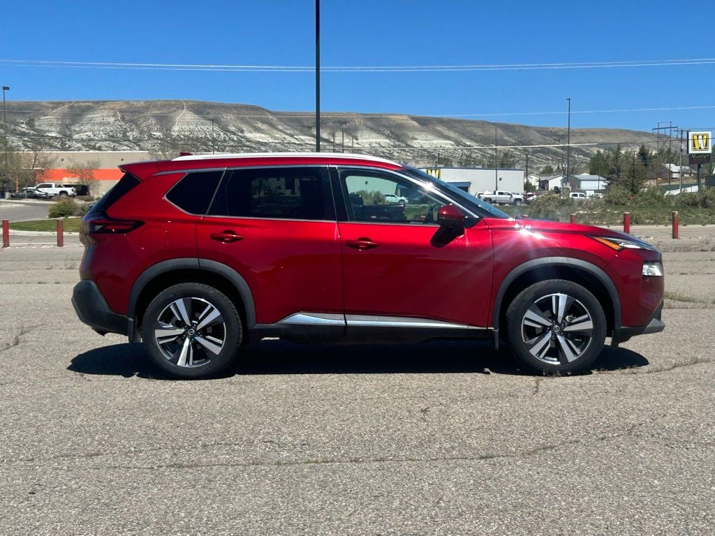 2021 Nissan Rogue SL