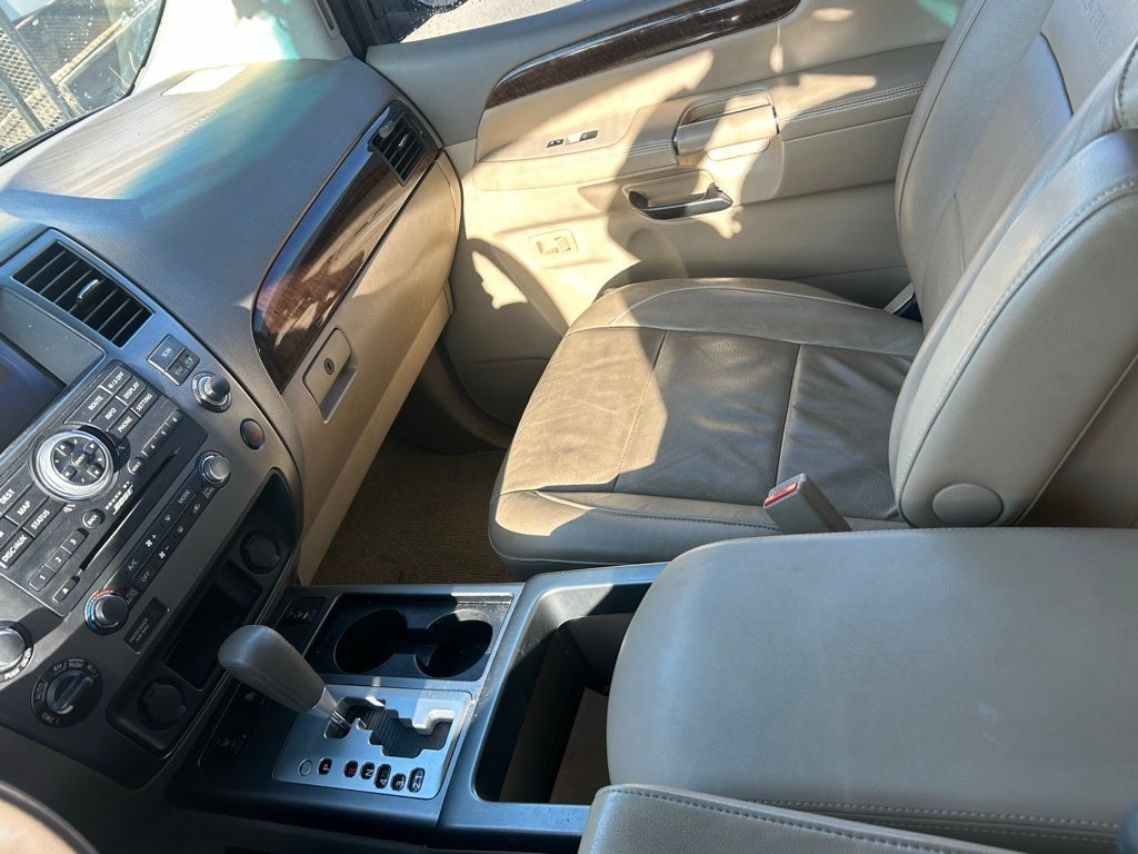 2013 Nissan Armada Platinum